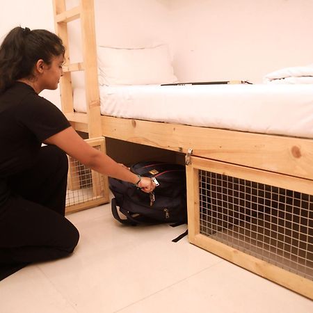 Nap Manor Hostels Bombay Eksteriør billede